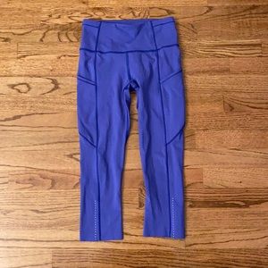 size 4 womens lululon 18 inch inseam leggings
